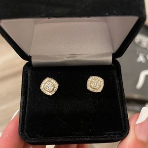 Diamond earrings